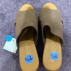 A. Giannetti Tan Mules